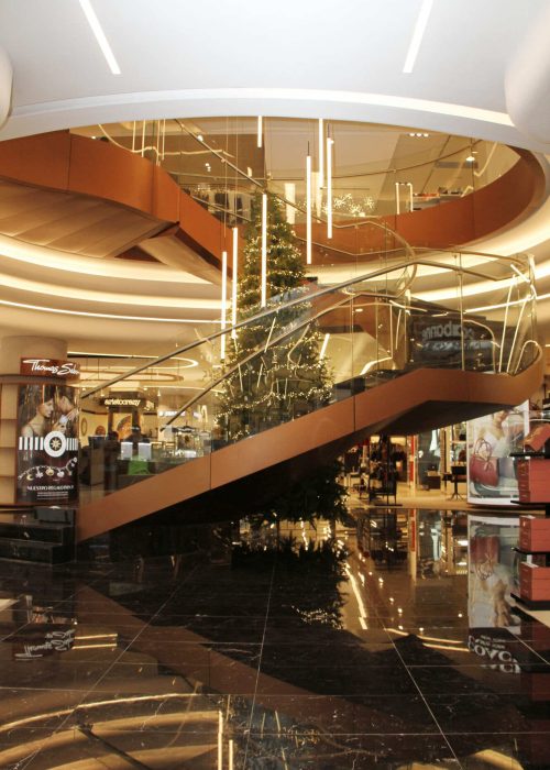 Escalera Diseño - centro comercial