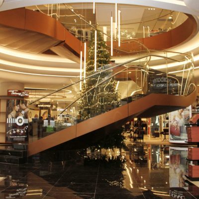 Escalera Diseño – centro comercial